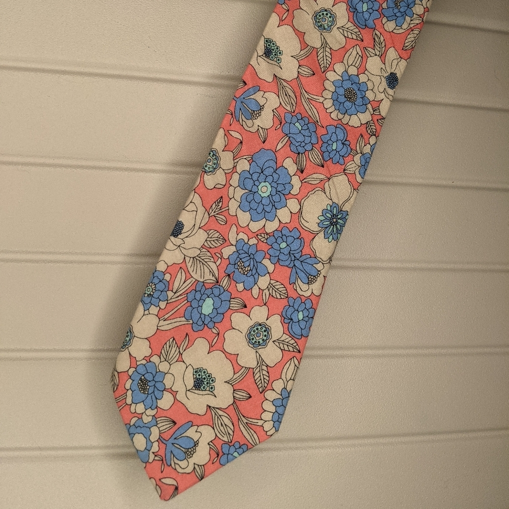 Floral Stafford Tie